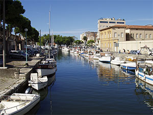 Canale Burlamacca presso la foce, Viareggio.