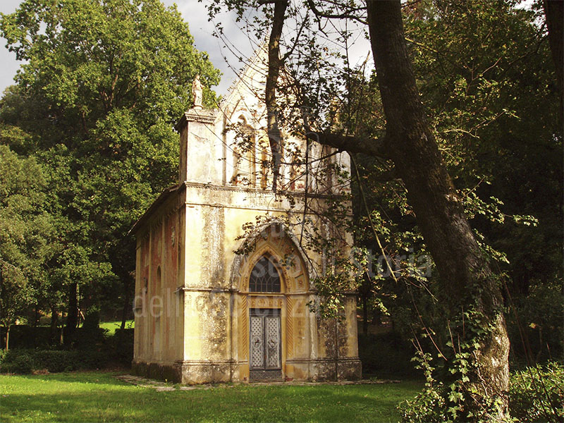 Chapel of Villa Roncioni, Pugnano, San Giuliano Terme.