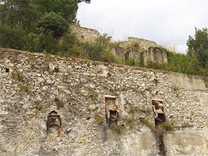 Structures of the ex northeast quarry, San Giuliano Terme.