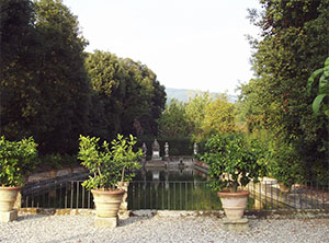 Peschiera (sec. XVII), Villa Santini Torrigiani, Camigliano, Capannori.
