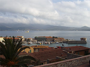 Medici Port, Portoferraio.