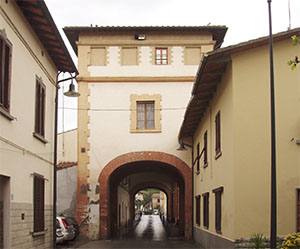 One of the entrances to the Ponte Mediceo, Ponte a Cappiano, Fucecchio.