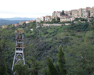 Pozzo Roma, simbolo della Miniera di pirite di Gavorrano, Parco Minerario Naturalistico, Gavorrano.