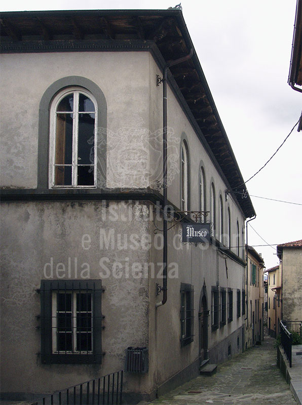Palazzo Vanni, seat of the Museum of Plaster Figurines and Immigration, Coreglia Antelminelli.