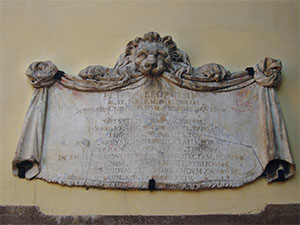 Inscription on the cistern of the Medici Aqueduct at Asciano, San Giuliano Terme.
