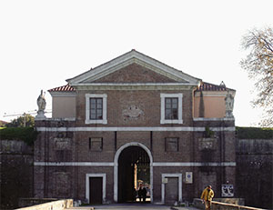 Walls of Lucca: Porta San Donato (1629).