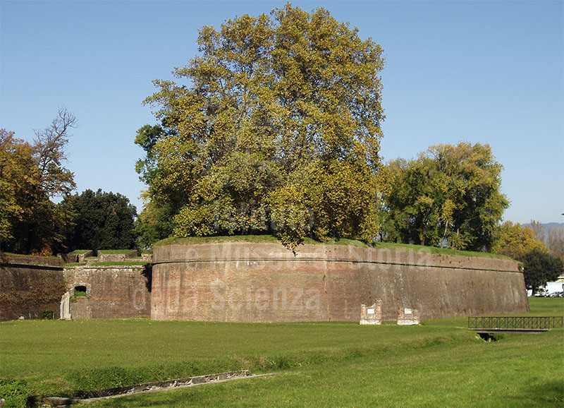 Mura di Lucca: Baluardo San Salvatore.