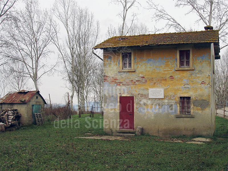 Riserva Naturale Padule di Fucecchio, tipica abitazione palustre, loc. Castelmartini, Larciano.