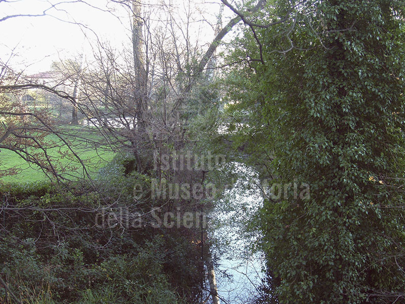 Canal connecting the upper lake and the lower lake, garden of Villa Puccini, Pistoia.