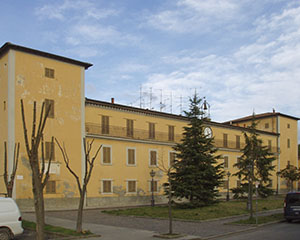L'edificio delle saline di Stato presso Saline di Volterra.
