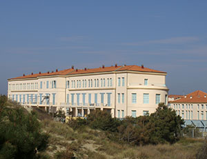 Veduta generale dal lato a mare, ex Colonia Marina Principi di Piemonte, Calambrone, Pisa.