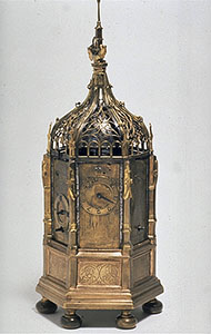 Orologio da tavolo, Collezione Carrand (inv. 1160), Museo Nazionale del Bargello, Firenze.