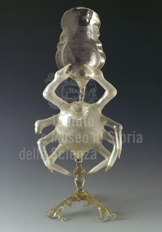 Capriccio in vetro a forma di granchio, Collezioni Medicee, Museo di Storia della Scienza, Firenze.