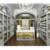 Sala vendita della Farmacia Pitti, Firenze.