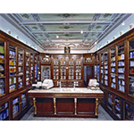 Late nineteenth-century furnishings of the Pharmacy Fredducci, Capannoli.