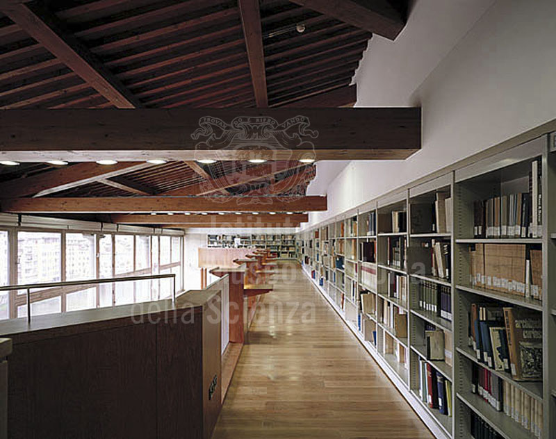 Sala di lettura della Biblioteca dell'Istituto e Museo di Storia della Scienza, Firenze.