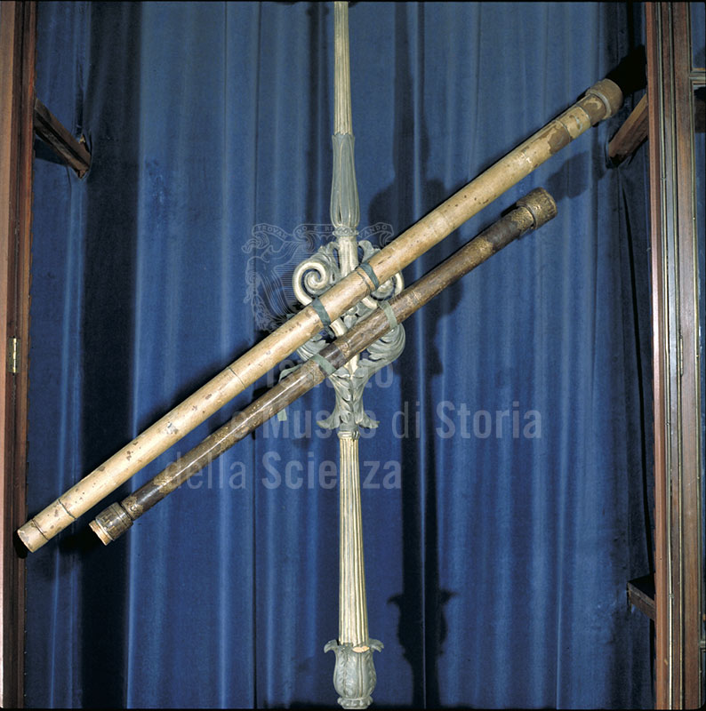 Galileo's telescopes, photographed in the glass case lodging them (Istituto e Museo di Storia della Scienza, Firenze).
