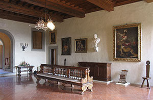 Entrance hall. Villa Medicea di Cerreto Guidi - Museo Storico della Caccia e del Territorio.