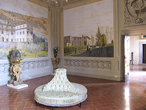 Room with frescoes and furnishings. Villa Medicea di Cerreto Guidi - Museo Storico della Caccia e del Territorio.