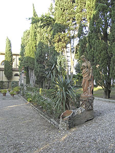 Scorcio del giardino. Villa Medicea di Cerreto Guidi e Museo Storico della Caccia e del Territorio.