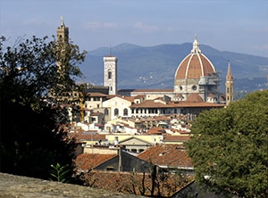 The Basilica di Santa Maria del Fiore seen from the Giardino di Palazzo Mozzi Bardini,  Florence.