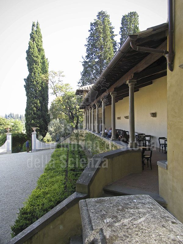 Giardino di Palazzo Mozzi Bardini a Firenze: Villa Manadori (Villa di Belvedere).