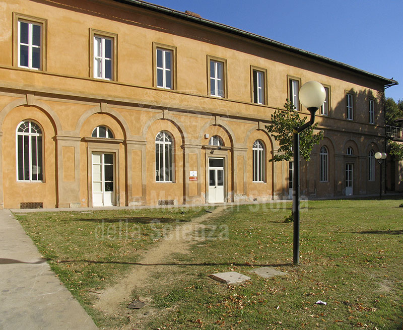 Ex Ospedale Psichiatrico di San Salvi: edificio oggi sede dell'Ente per il Servizio Tecnico-Amministrativo di Area Vasta (Azienda Sanitaria Toscana, Firenze).