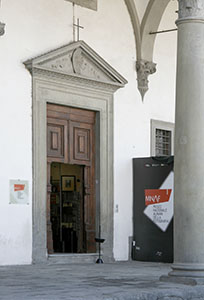 Ingresso dell'edificio detto "delle Leopoldine" dove ha sede il Museo Nazionale Alinari della Fotografia, Firenze