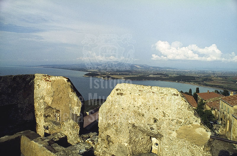 Panorama of the Gulf of Baratti from the Castle of Populonia.
