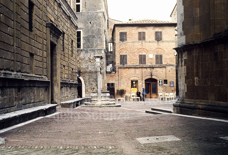 Piazza Pio II , Pienza.
