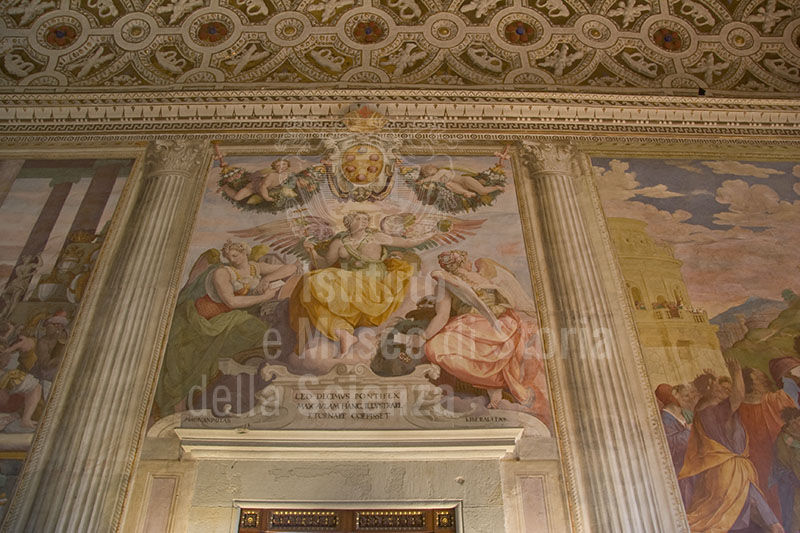 Fresco by Alessandro Allori, Leone X room, Villa Ambra, Poggio a Caiano.