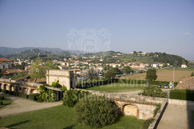 Vista panoramica dal giardino di Villa Ambra, Poggio a Caiano.