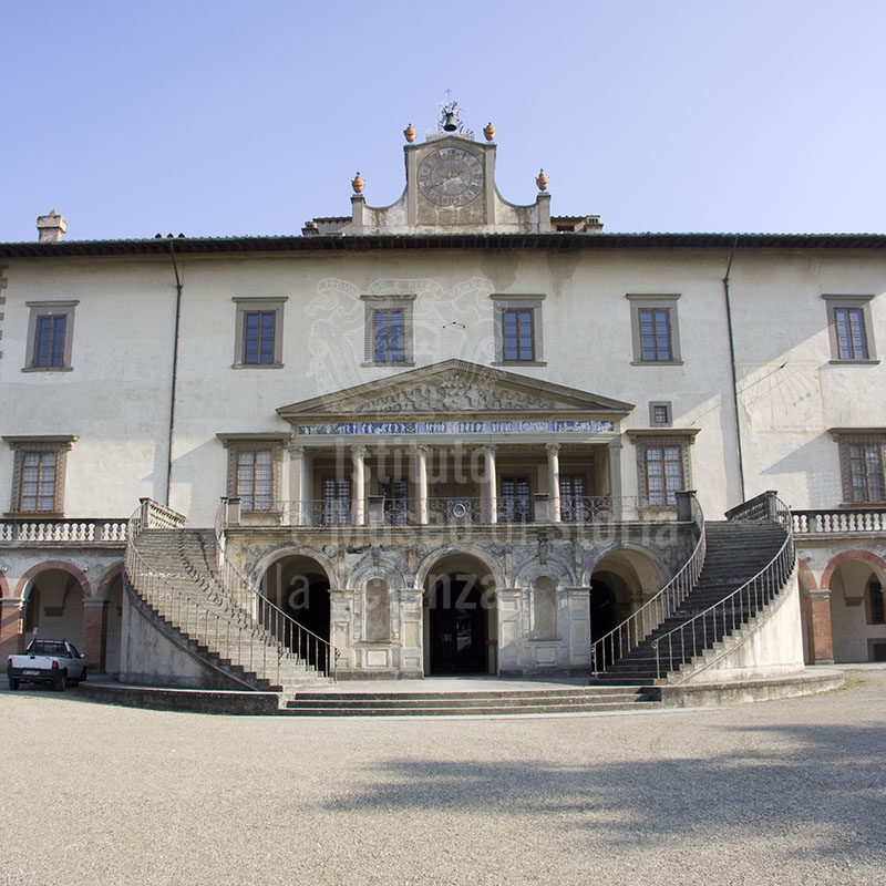 Frontal view of the staircase of  Villa Ambra, Poggio a Caiano.