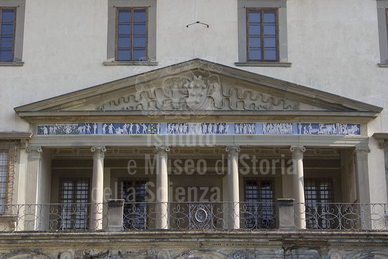 Copy of the frieze made in glazed terracotta attributed to Sansovino placed over the architrave of the main faade's tympanum of Villa Ambra at Poggio a Caiano (the original can be found at the first floor).