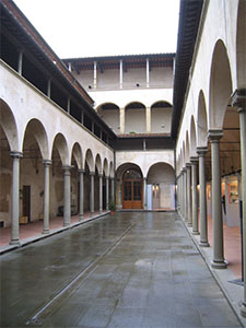 Cortile dell'Ospedale degli Innocenti, Firenze.
