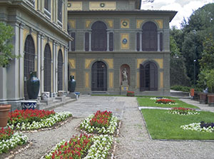 Courtyard of the Stibbert Museum, Florence.