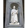 Statua di Leon Battista Alberti, Loggiato degli Uffizi, Firenze.