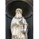 Statue of Leonardo da Vinci, the Uffizi Loggia, Florence.