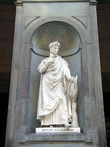 Statua di Dante Alighieri, Loggiato degli Uffizi, Firenze.
