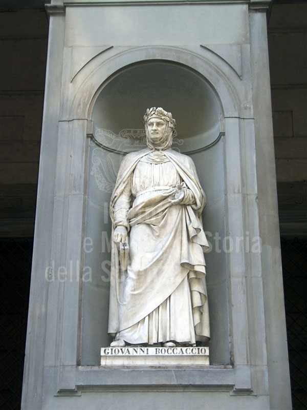 Statua di Giovanni Boccaccio, Loggiato degli Uffizi, Firenze.