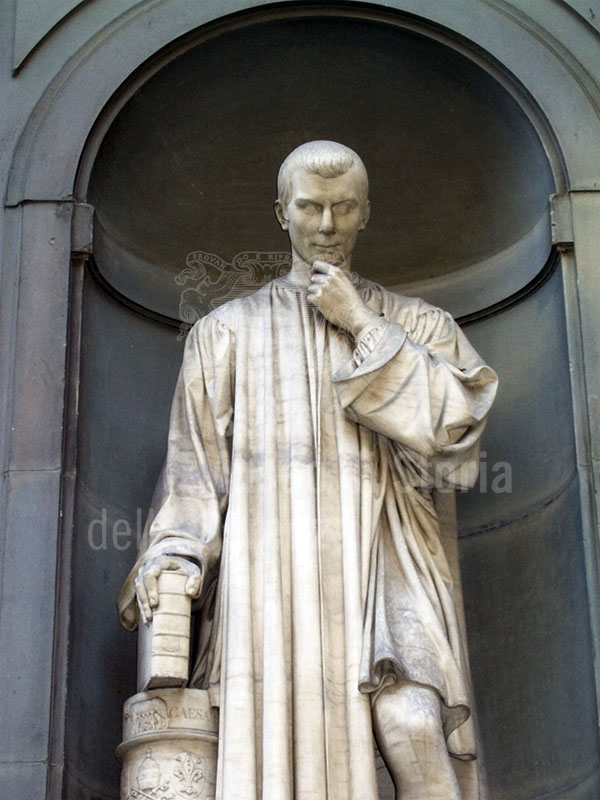 Statue of Niccol Macchiavelli,  the Uffizi Loggia, Florence.