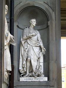 Statua di Amerigo Vespucci, Loggiato degli Uffizi, Firenze.