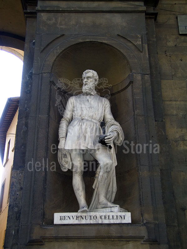 Statue of Benvenuto Cellini, the Uffizi Loggia, Florence.