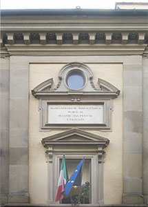 Dettaglio facciata della Biblioteca Marucelliana, Firenze.