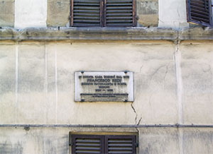 Iscrizione lapidea sulla casa di Francesco Redi, Firenze.