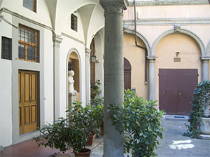 Cortile della casa di Giovanni Battista Amici, Firenze.