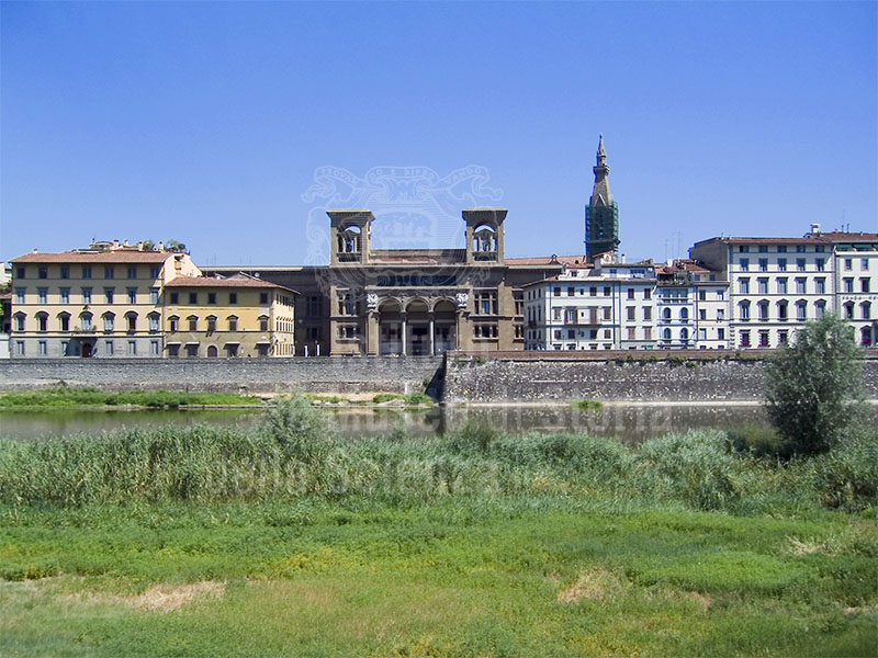 Facciata della Biblioteca Nazionale Centrale di Firenze.