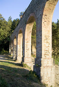 Acquedotto Leopoldino nei pressi di Parrana (Collesalvetti).