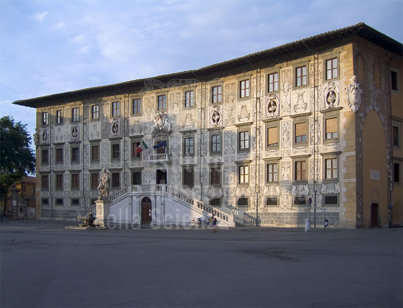 Faade of the Scuola Normale Superiore, Pisa.
