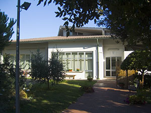 L'esterno del Museo di Storia Naturale di Rosignano Solvay.